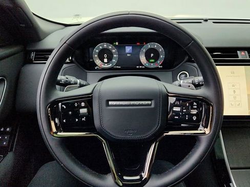 Used 2025 Land Rover Range Rover Velar Dynamic SE image 27