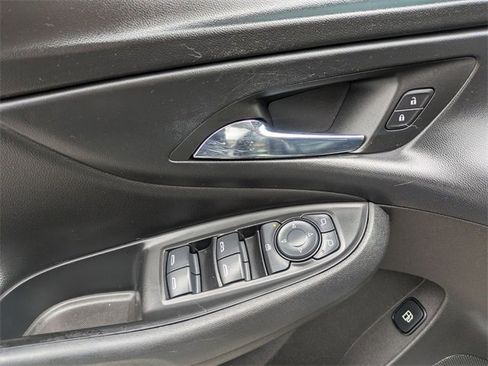 Used 2017 Chevrolet Volt LT w/ Comfort Package image 15