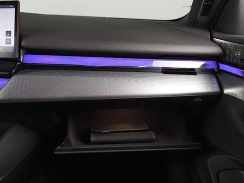 Used 2025 BMW i5 eDrive40i w/ M Sport Package image 53