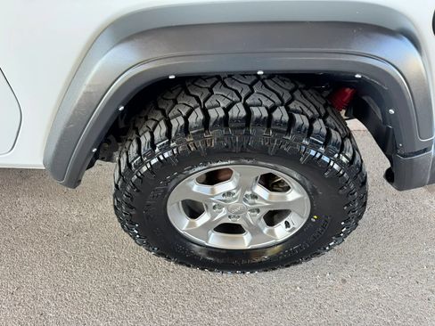 Used 2023 Jeep Wrangler Sport AWD/4WD image 26