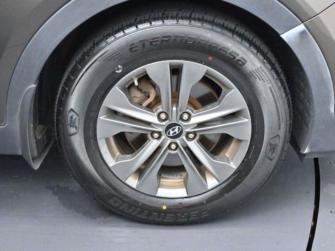 Used 2013 Hyundai Santa Fe Sport FWD image 28