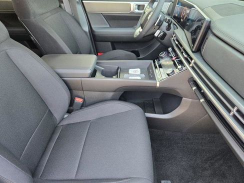 New 2026 Hyundai Santa Fe SE image 9