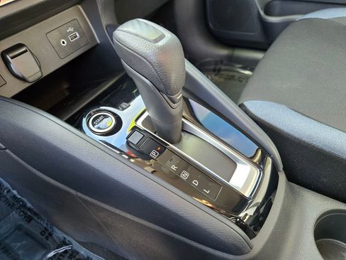 Certified 2025 Nissan Versa SV w/ Trunk Package image 25