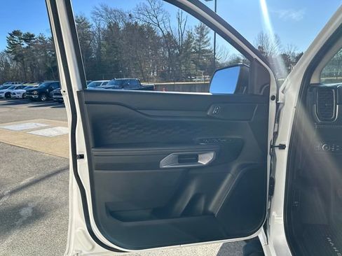 Used 2024 Ford Ranger XLT w/ Equipment Group 301A High image 21