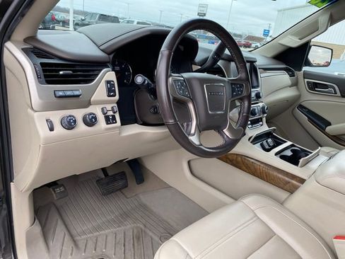 Used 2020 GMC Yukon XL Denali image 14