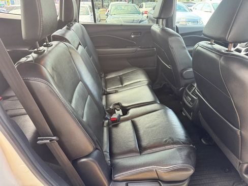 Used 2019 Honda Pilot EX-L image 11