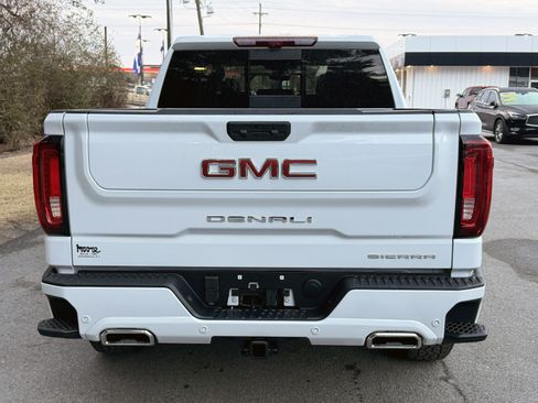 New 2026 GMC Sierra 1500 Denali image 9