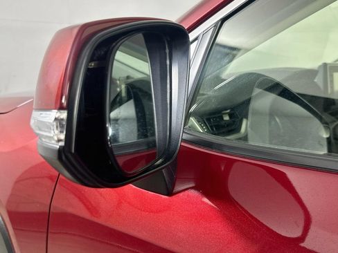 Used 2019 Toyota RAV4 XLE w/ Convenience Package FWD image 35