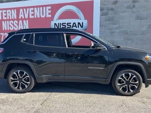 Used 2022 Jeep Compass Limited image 23