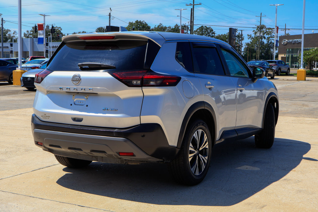 Used 2022 Nissan Rogue SV AWD/4WD image 20