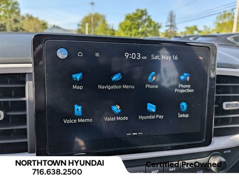 Used 2025 Hyundai Venue Limited FWD image 24