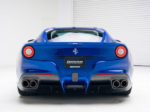 Used 2016 Ferrari F12 Berlinetta RWD image 26