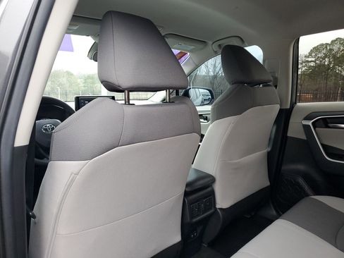 Certified 2021 Toyota RAV4 XLE image 10