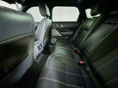 Used 2019 Land Rover Range Rover Velar R-Dynamic SE image 24