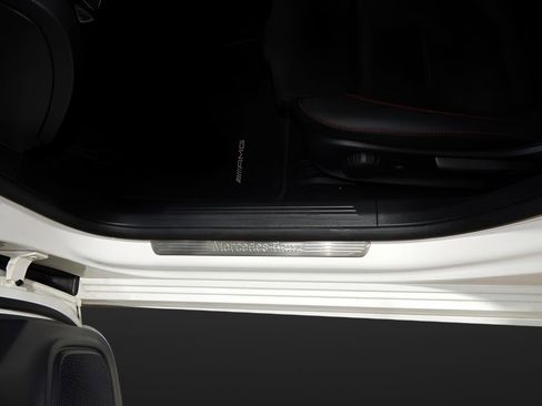 Used 2022 Mercedes-Benz A 220 4MATIC image 12