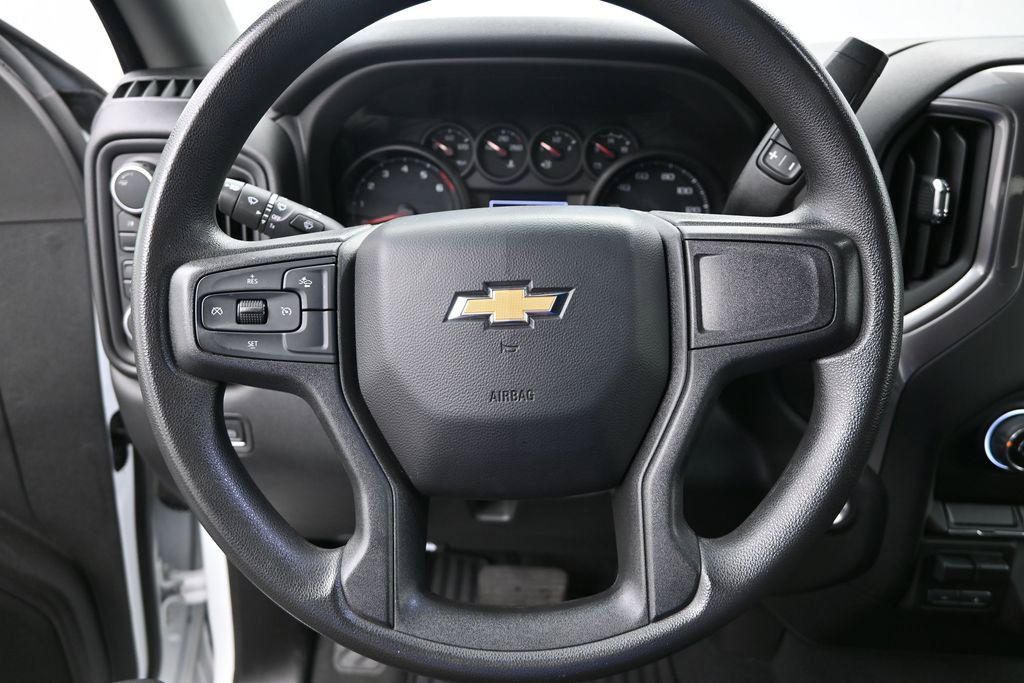 Used 2024 Chevrolet Silverado 2500 Custom AWD/4WD image 21