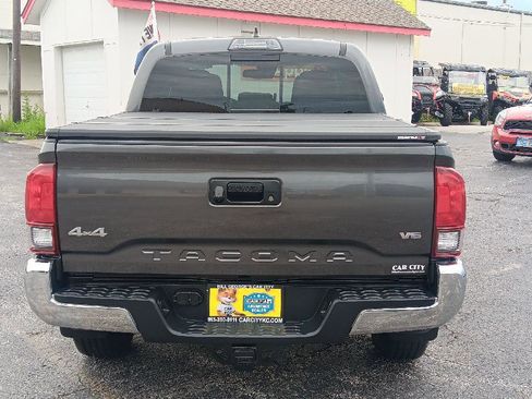 Used 2019 Toyota Tacoma SR5 image 25