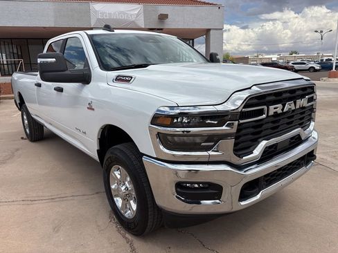 New 2025 RAM 2500 Big Horn AWD/4WD image 3