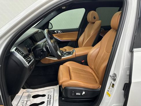 Used 2022 BMW X5 sDrive40i w/ Premium Package RWD image 9