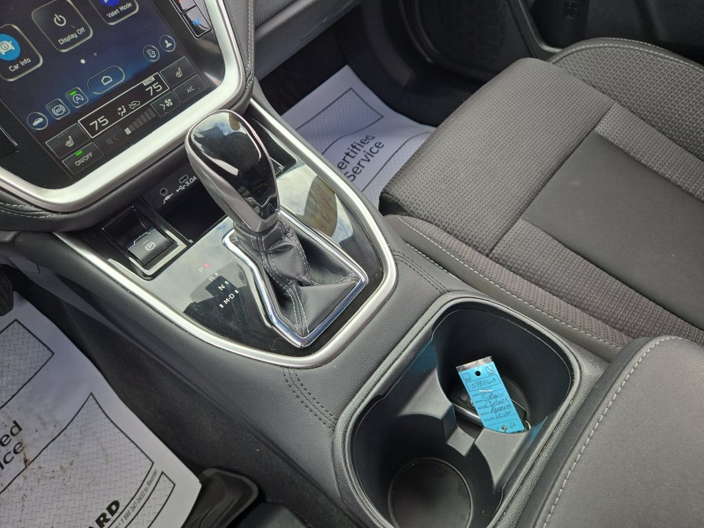 Used 2025 Subaru Outback Premium AWD/4WD image 25