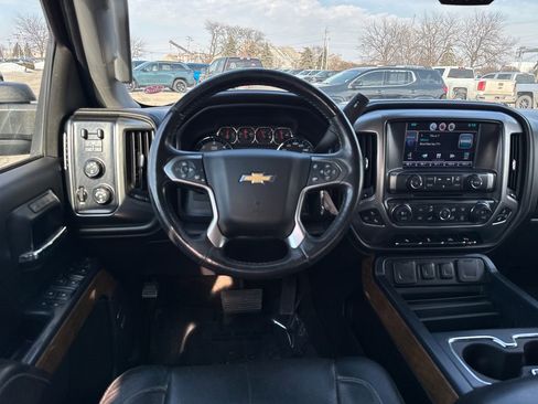 Used 2015 Chevrolet Silverado 2500 LTZ image 13