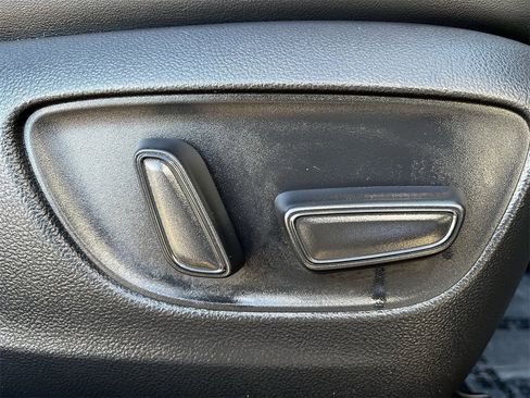 Used 2024 Toyota RAV4 Limited image 26