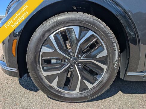 Used 2022 Kia EV6 Wind image 12