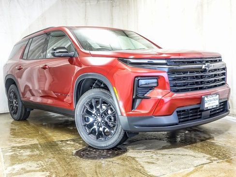 New 2026 Chevrolet Traverse LT w/ Midnight/Sport Edition image 2