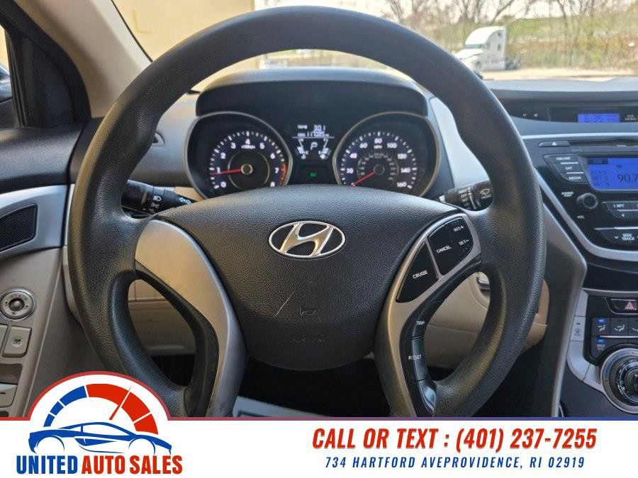 Used 2013 Hyundai Elantra GLS FWD image 15