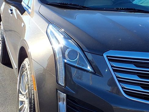 Used 2019 Cadillac XT5 Luxury image 32