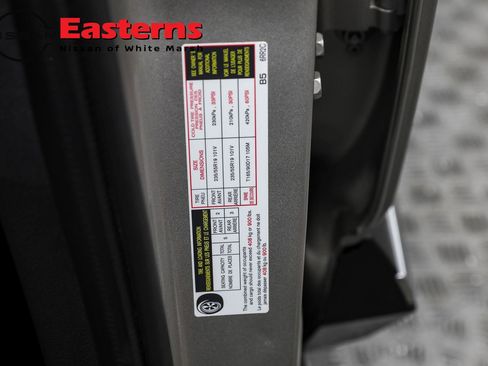 Used 2022 Nissan Rogue SL w/ SL Premium Package image 47