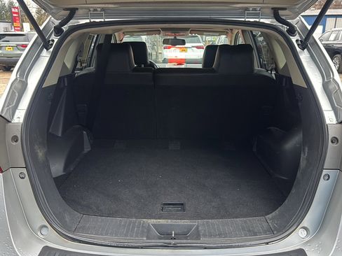 Used 2011 Nissan Rogue SV w/ SL Pkg image 20