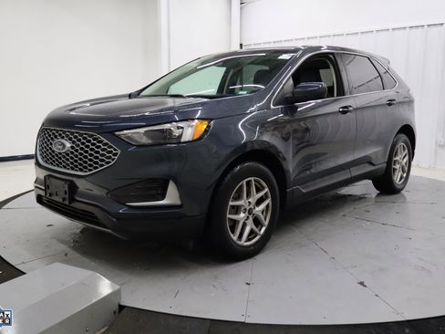 Used 2023 Ford Edge SEL image 10