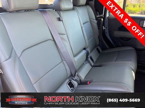 New 2026 Jeep Gladiator Mojave image 23