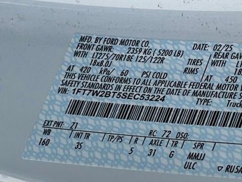 Used 2025 Ford F250 XLT image 33