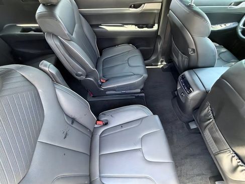 Used 2023 Hyundai Palisade SEL w/ Cargo Package FWD image 12