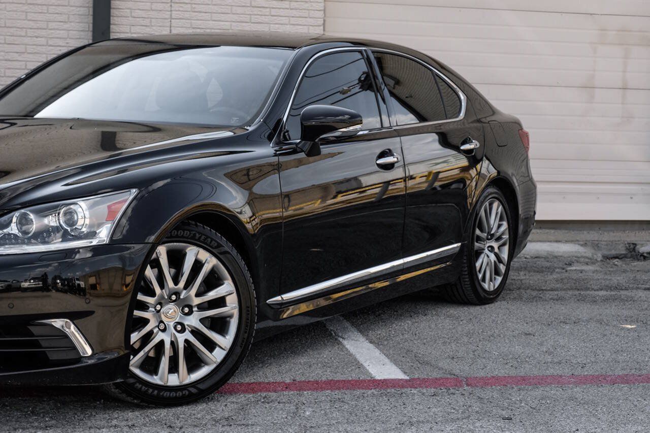 Used 2014 Lexus LS 460 w/ Comfort Package RWD image 7