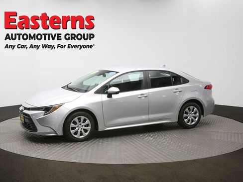 Used 2024 Toyota Corolla LE image 55