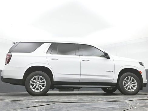 Used 2021 Chevrolet Tahoe LT image 34