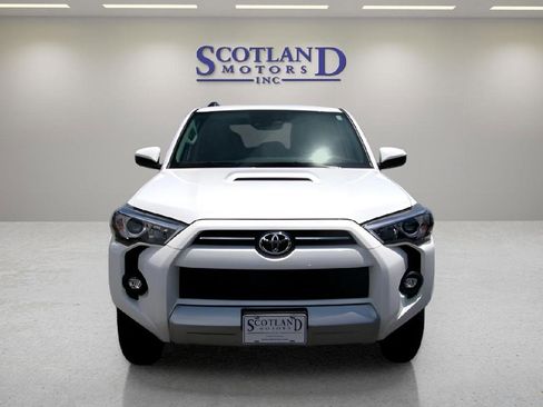 Used 2024 Toyota 4Runner TRD Off-Road image 3