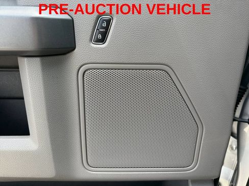 Used 2016 Ford F150 XLT w/ Equipment Group 302A Luxury AWD/4WD image 25