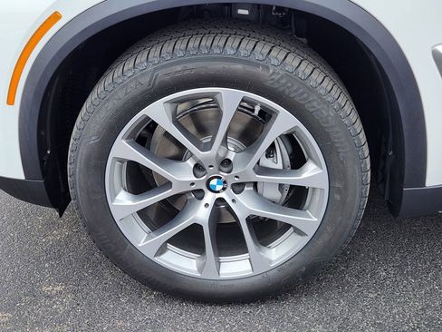 New 2026 BMW X5 xDrive40i AWD/4WD image 7