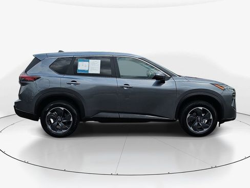 Used 2025 Nissan Rogue SV FWD image 5