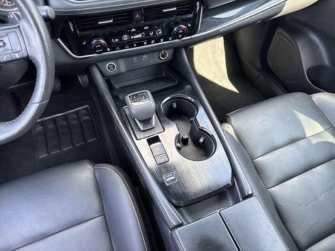 Used 2023 Nissan Rogue SL w/ SL Premium Package FWD image 24