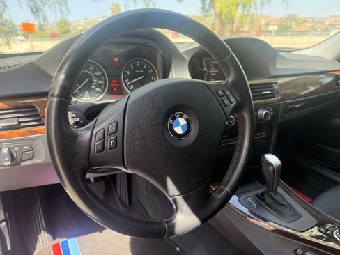 Used 2011 BMW 335i Sedan RWD image 13