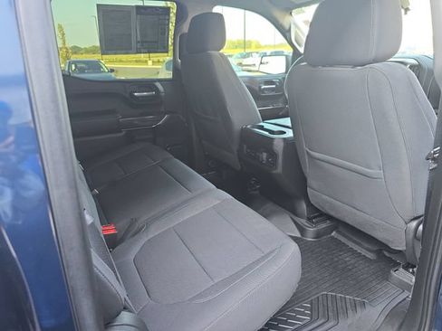 Used 2021 Chevrolet Silverado 1500 LT Trail Boss AWD/4WD image 11