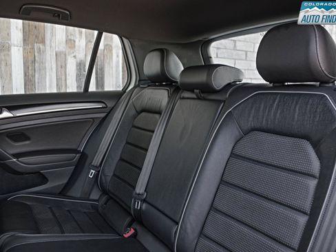 Used 2019 Volkswagen Golf R 4-Door AWD/4WD image 26
