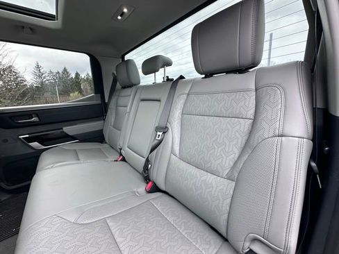 Used 2024 Toyota Tundra Limited image 11