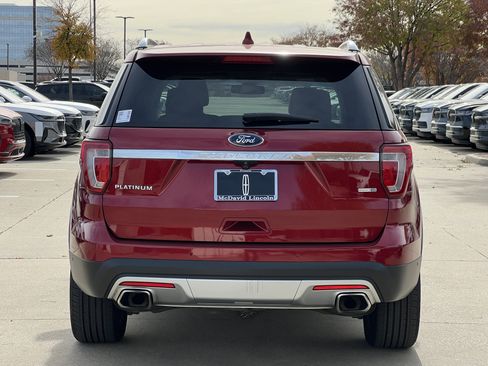 Used 2016 Ford Explorer Platinum image 8