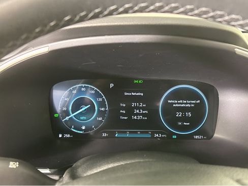 Used 2023 Hyundai Santa Fe SEL Premium image 5